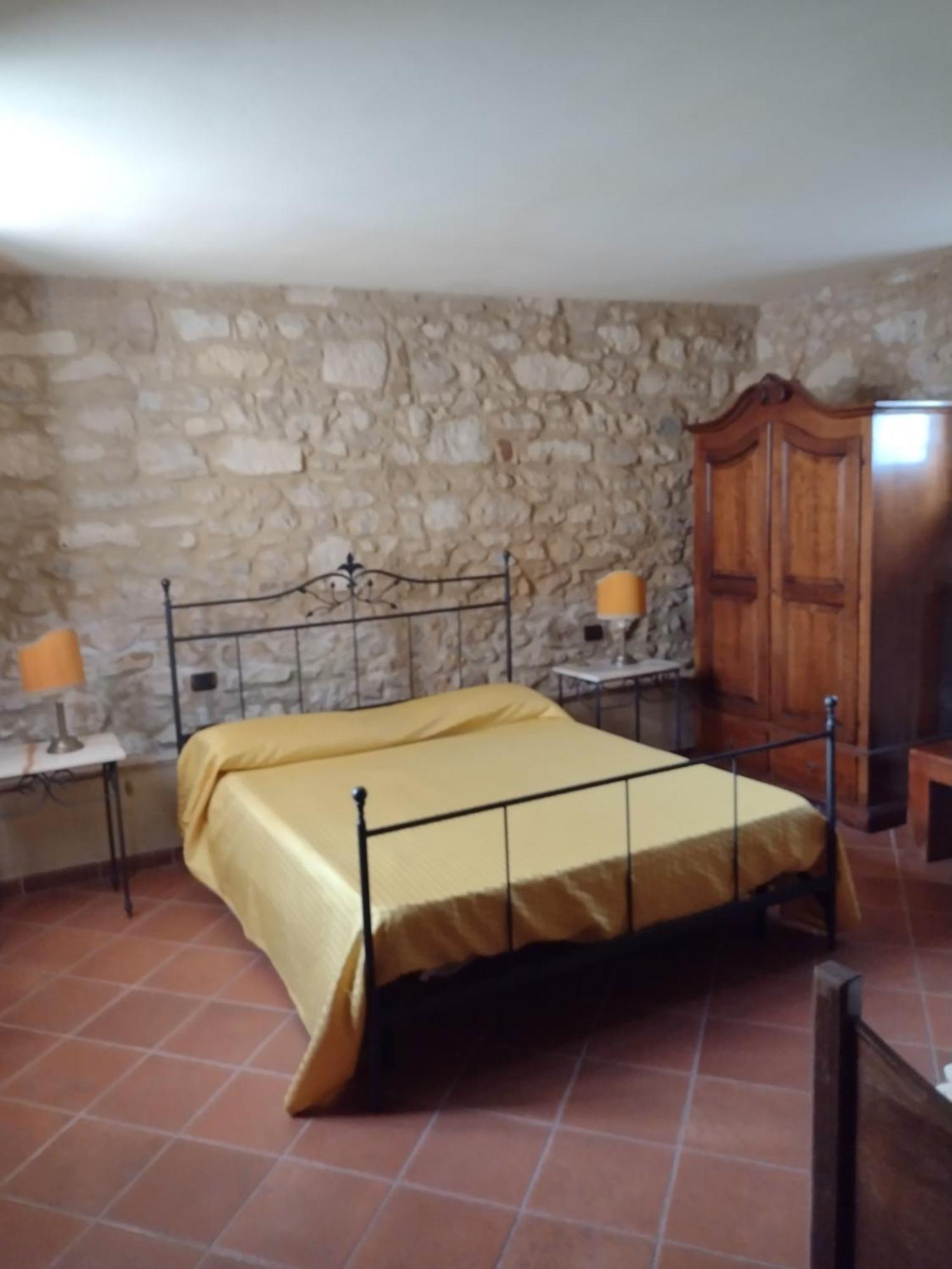 Le Pergoline B&B Casciana Terme Eksteriør bilde