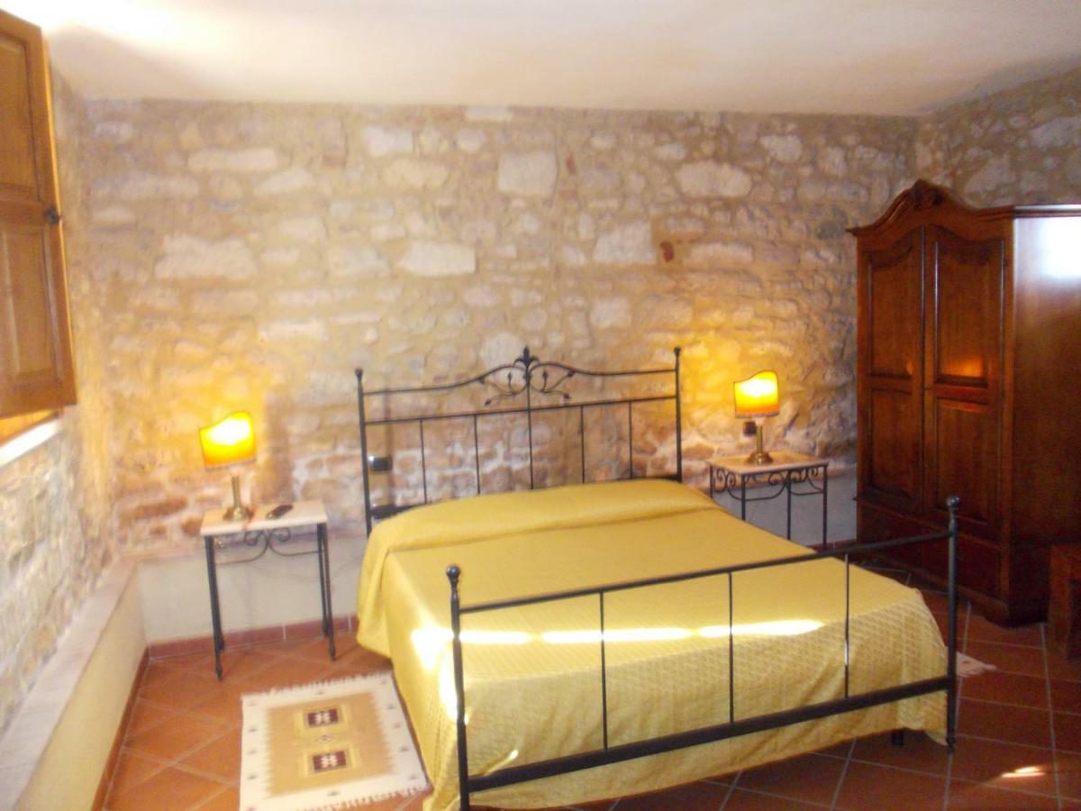 Le Pergoline B&B Casciana Terme Eksteriør bilde